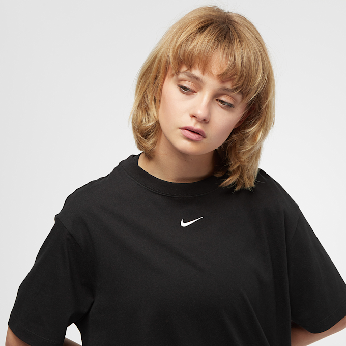 Nike Sportswear Essentials T-Shirt schwarz 998 3