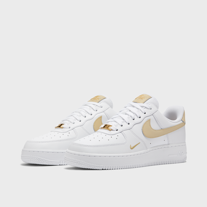 Nike WMNS Air Force 1 '07 Essential biały 2517 4