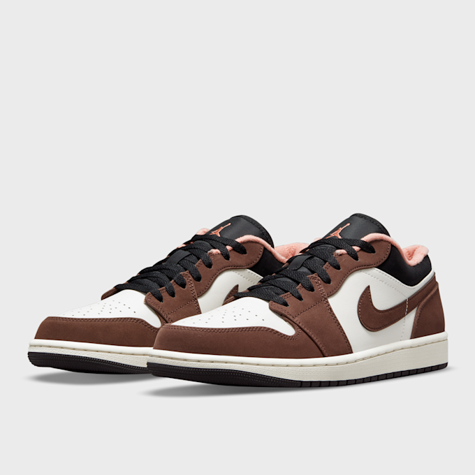 Jordan Air Jordan 1 Low SE bruin 3284 3