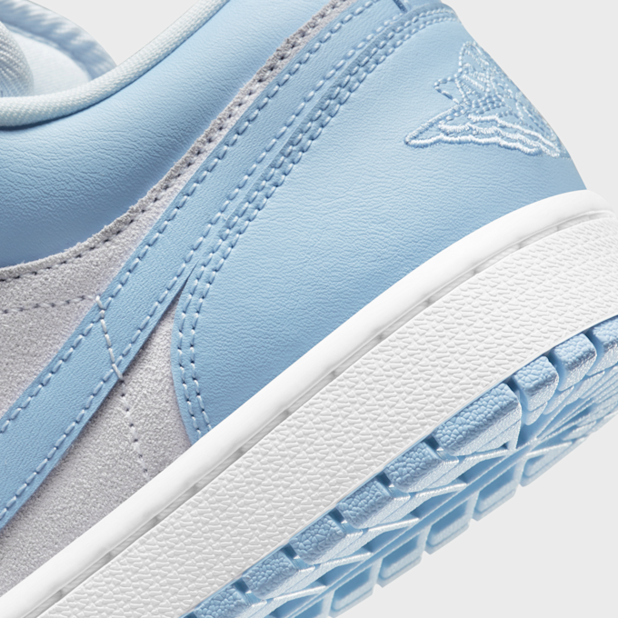 Jordan WMNS Air Jordan 1 Low blauw 43650 8