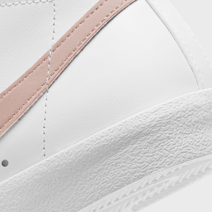 Nike WMNS Blazer Mid weiß 6938 4