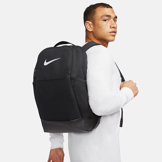 Nike Brasilia 9.5 Backpack noir 7673 8