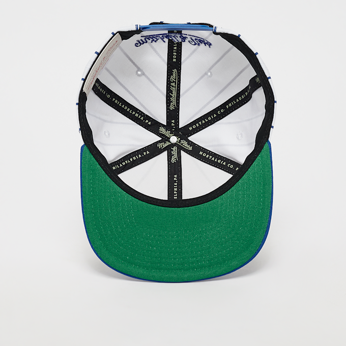 Mitchell & Ness Retro Pinstripe Snapback HWC NBA New York Knicks bijela 9358 3