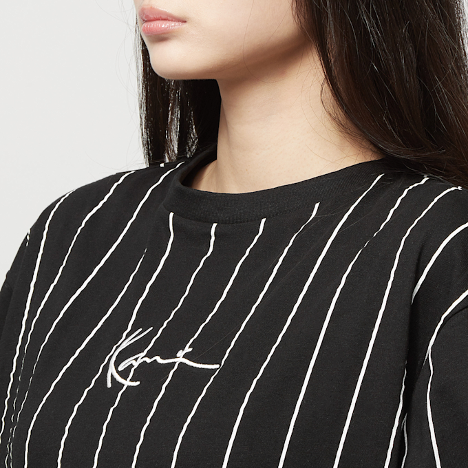 Karl Kani Small Signature Essential Pinstripe OS Tee negro 9878 3