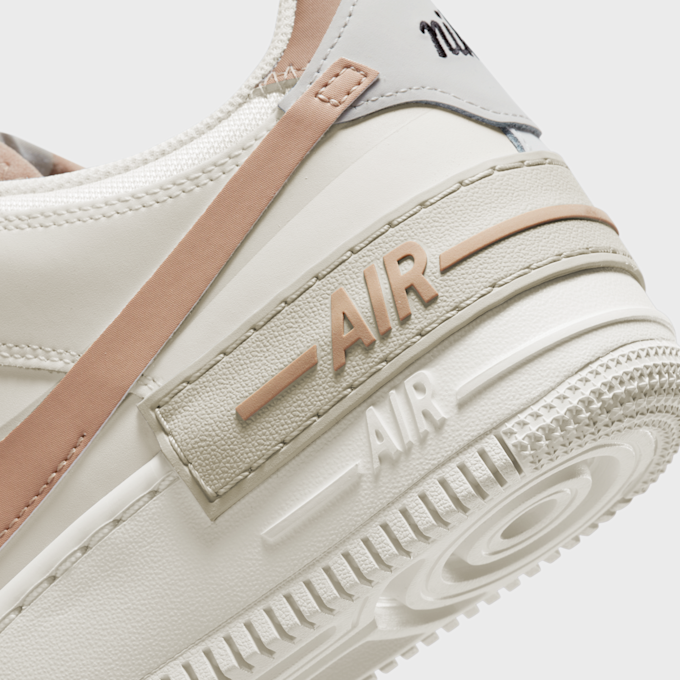 Nike WMNS Air Force 1 Shadow beige 10711 8