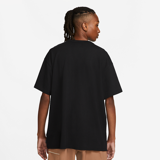 Nike Sportswear Premium Essentials T-Shirt noir 10921 2
