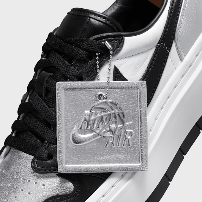 Jordan WMNS Air Jordan 1 Elevate Low SE silber 15928 9