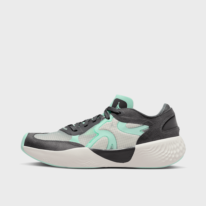 Jordan Wmns Delta 3 Low szary 15935 1