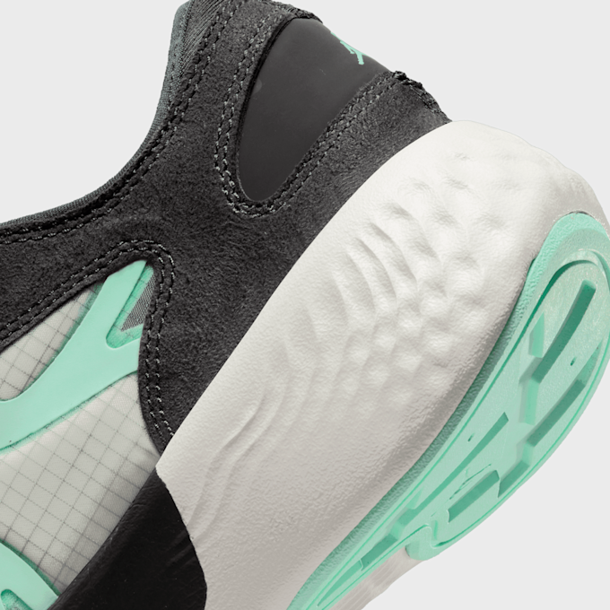 Jordan Wmns Delta 3 Low szary 15935 8