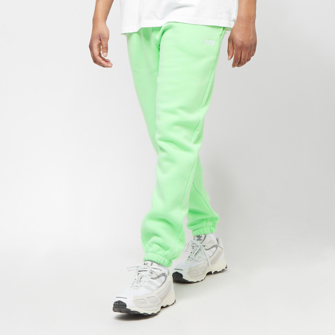SNIPES Small Logo Essential Loose Sweat Pants vert 17805 1