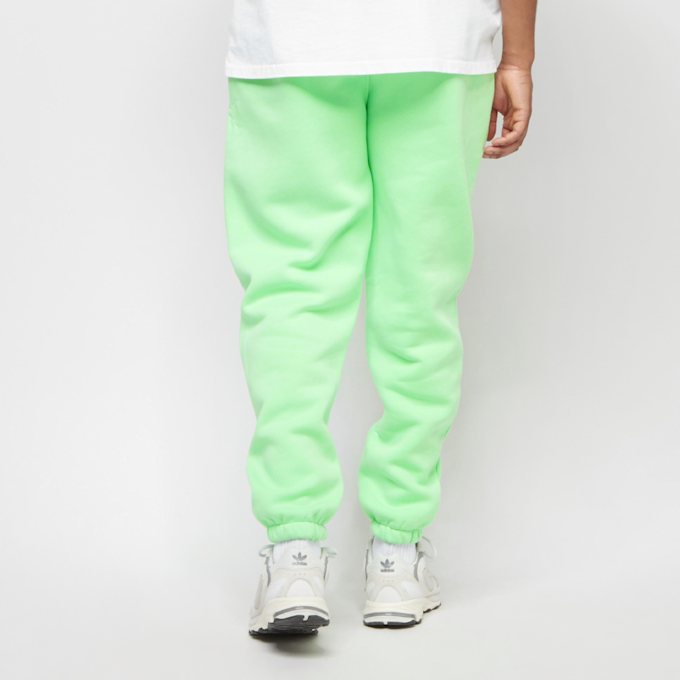 SNIPES Small Logo Essential Loose Sweat Pants vert 17805 2
