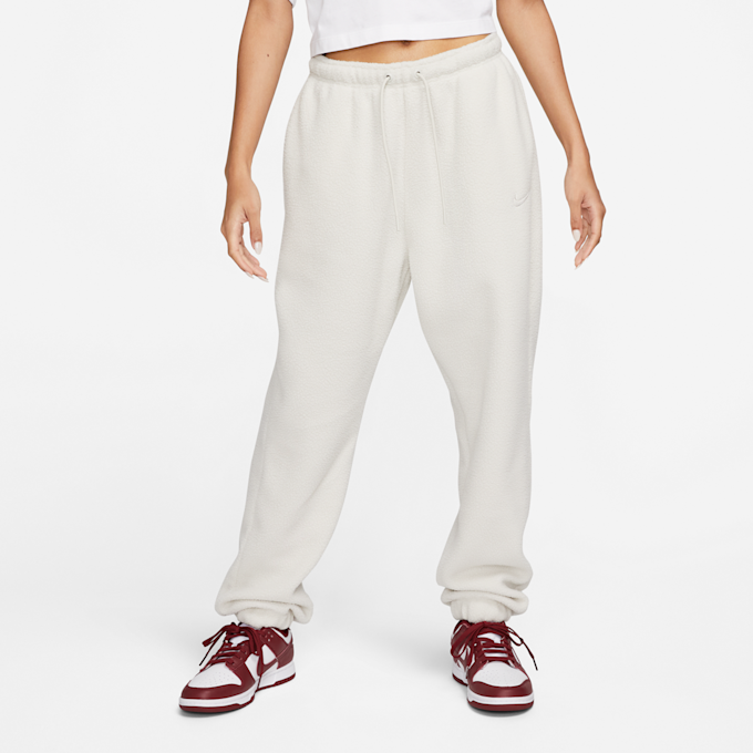 Nike Sportswear Plush Jogger weiß 14682 1
