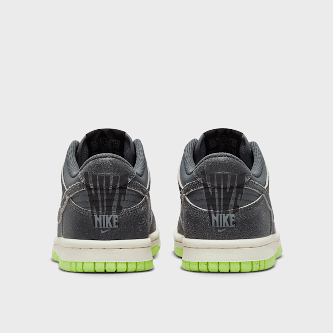 Nike Dunk Low SE (GS) szary 15017 5