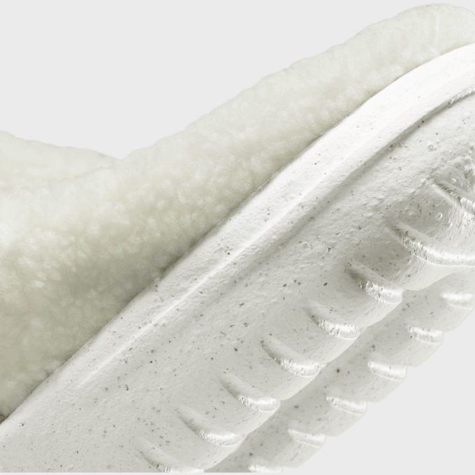 Nike WMNS Burrow SE beige 15018 8