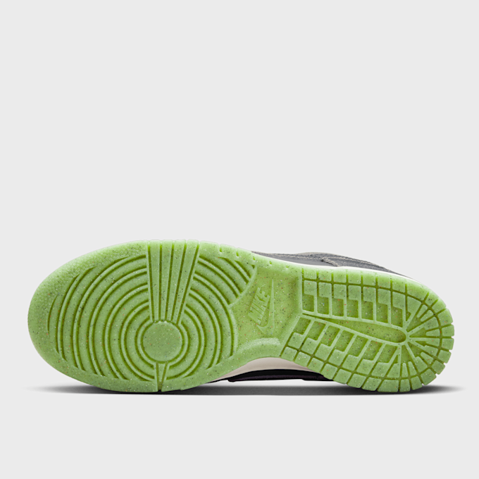 Nike Dunk Low Retro PRM gris 15270 3