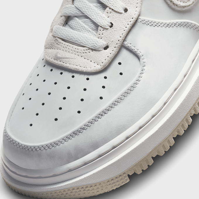 Nike Air Force 1 Luxe blanc 15275 7