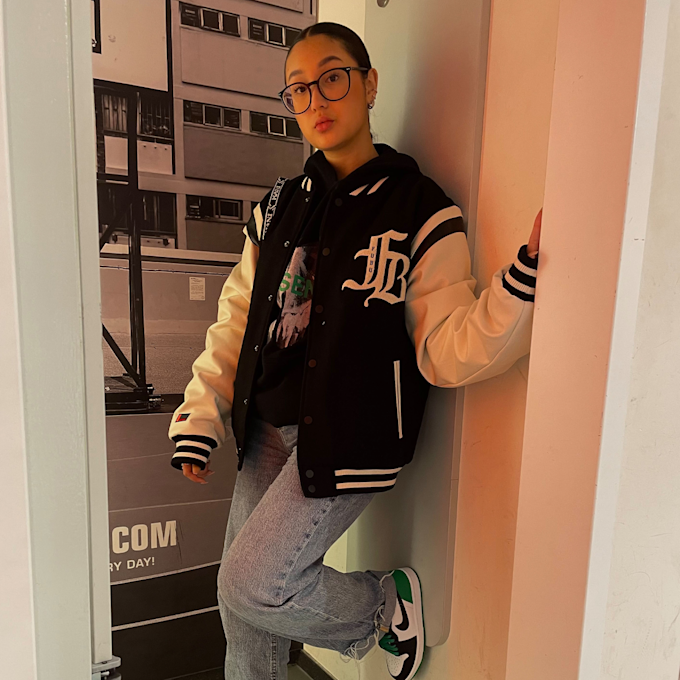 FUBU Old English Varsity Jacket noir 15518 7