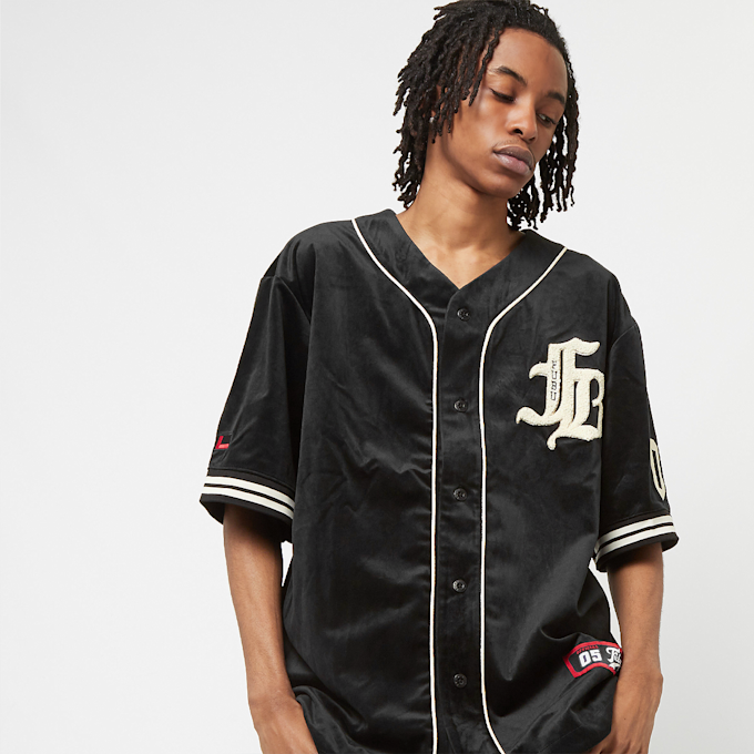 FUBU Old English Velour Baseball Jersey weiß 18433 1