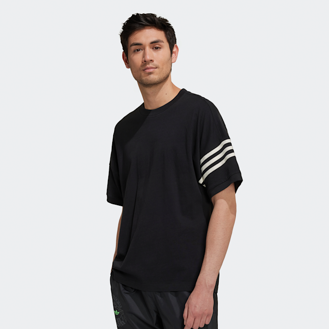 adidas Originals adicolor Neuclassics T-Shirt schwarz 18975 1