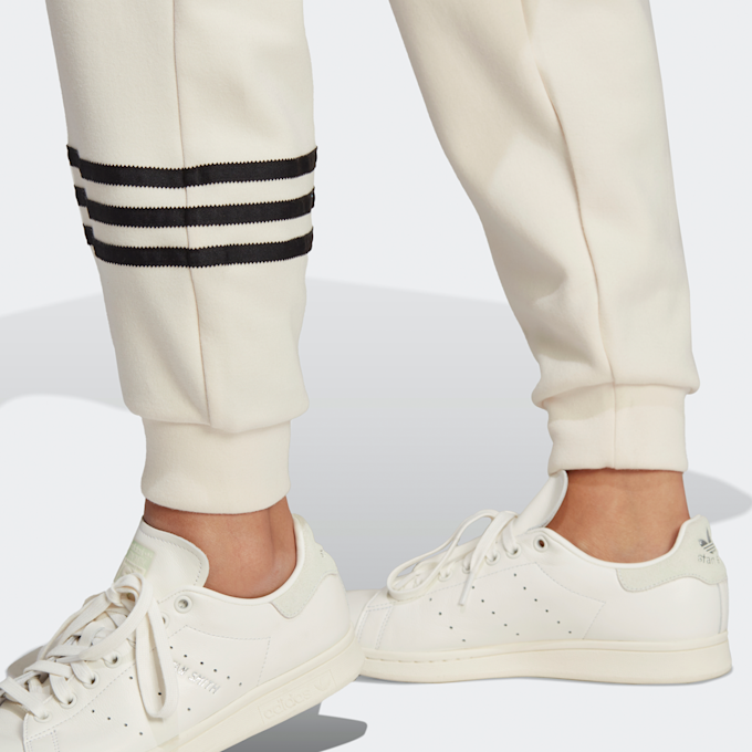 adidas Originals adicolor Neuclassics Trainingshose weiß 19008 4