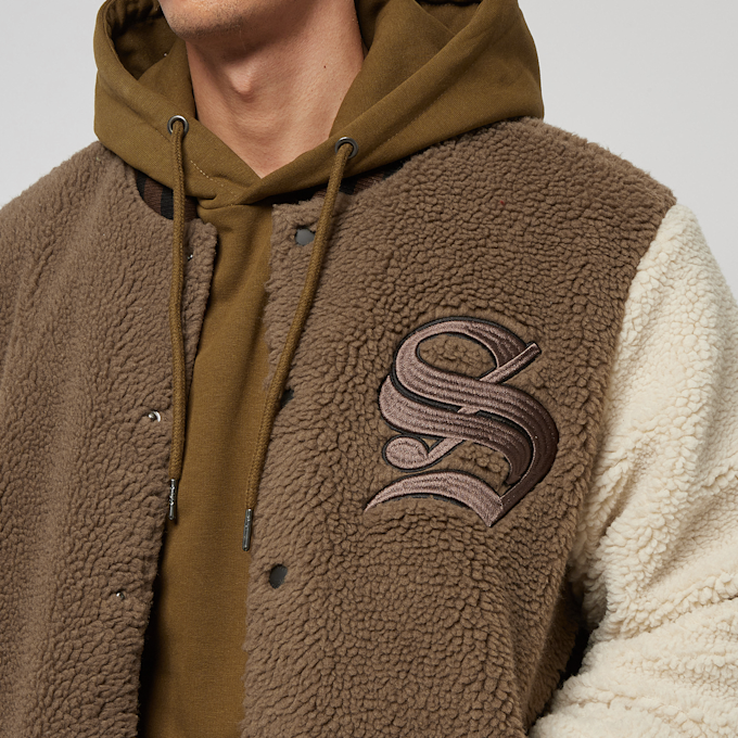SNIPES Old English Logo Sherpa Varsity Jacket bež 20385 3