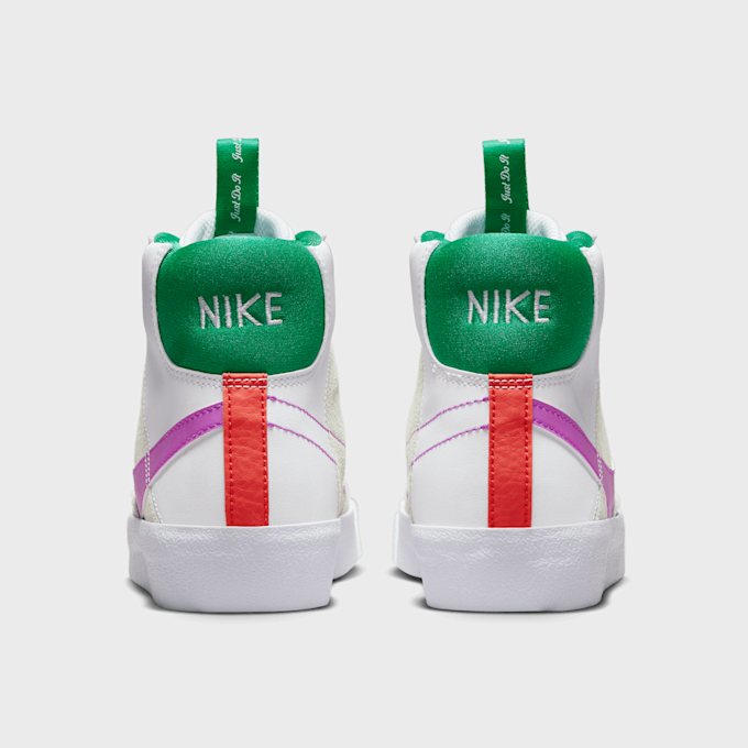 Nike Blazer Mid'77 SE D (GS) biały 20995 5