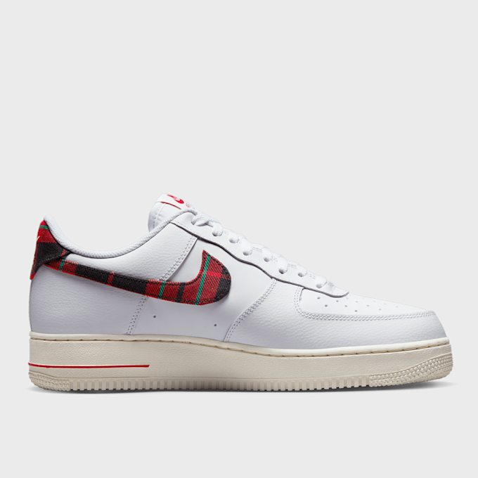 Nike Air Force 1 '07 LV8 weiß 21093 2