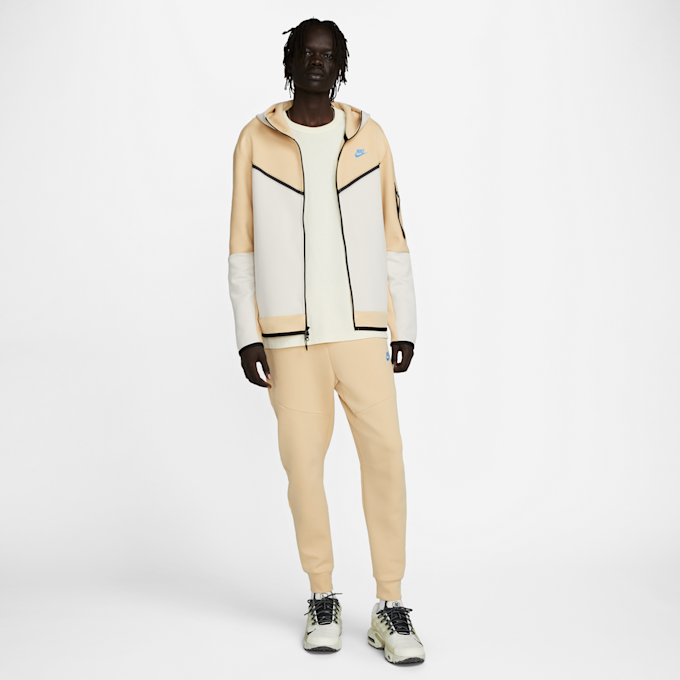Nike Sportswear Tech Fleece Full-Zip Hoodie brązowy 21147 7