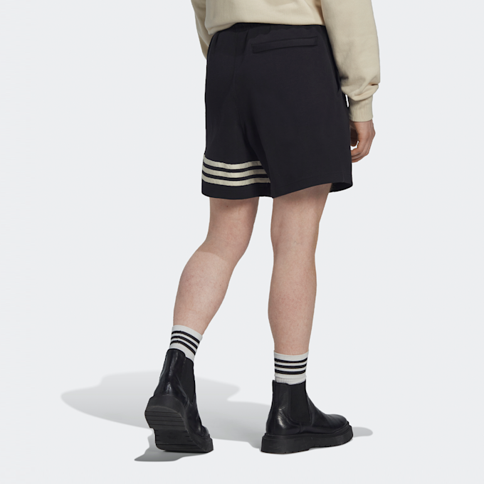adidas Originals adicolor Neuclassics Shorts schwarz 22557 2
