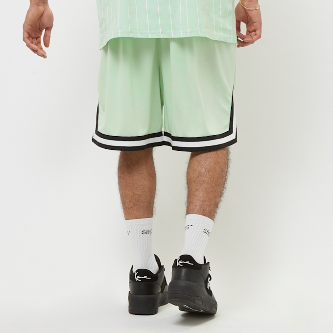 Karl Kani Small Signature Essential Mesh Shorts grün 22728 2