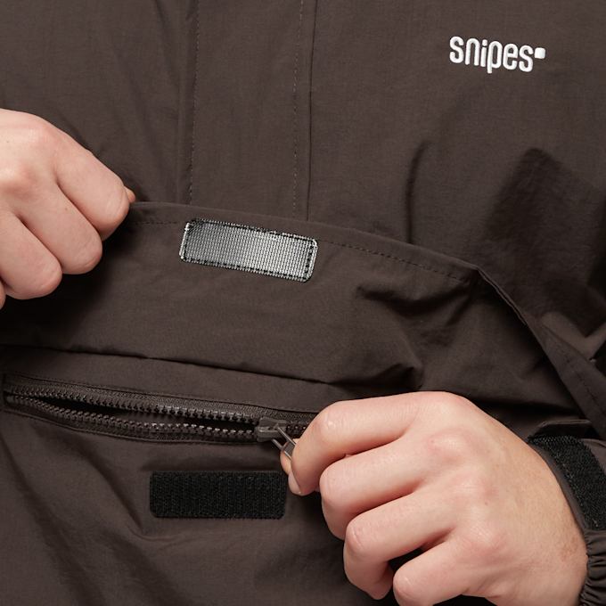 SNIPES Small Logo Windbreaker brun 19626 4