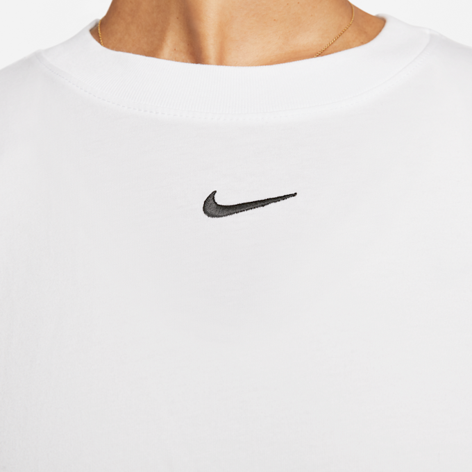 Nike Sportswear Essential Short-Sleeve T-Shirt Dress weiß 20200 4