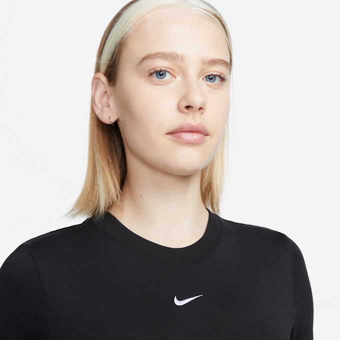 Nike Sportswear Essential Slim Crop Tee nero 20215 3