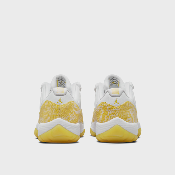 Jordan WMNS Air Jordan 11 Retro Low blanco 25687 5