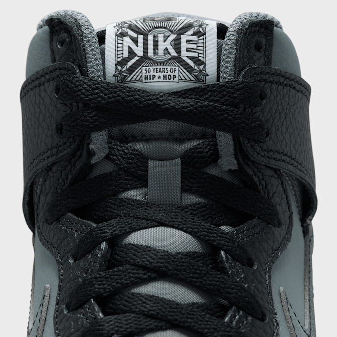 Nike Dunk Hi Retro PRM gris 25700 8
