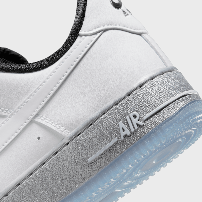 Nike WMNS Air Force 1 '07 SE weiß 25836 8