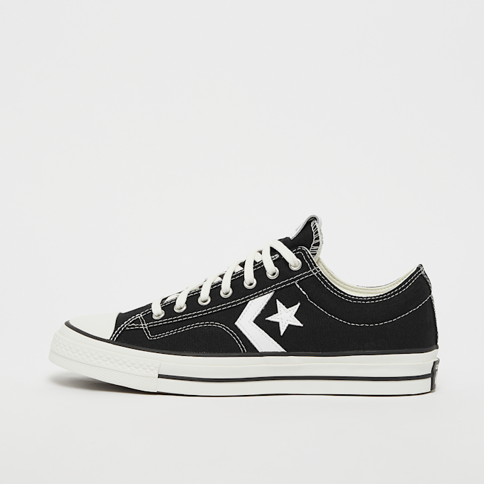 Converse Star Player 76 Premium Canvas negro 26020 1