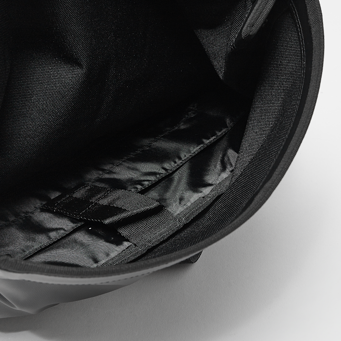 Eastpak Up Roll Tarp schwarz 26678 5