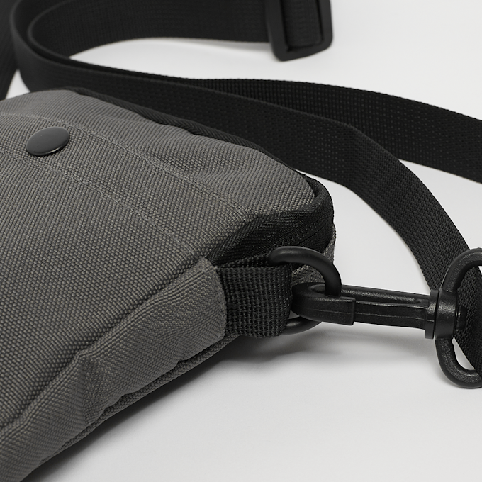 SNIPES Woven Label Basic Logo Mobile Bag grau 26694 3