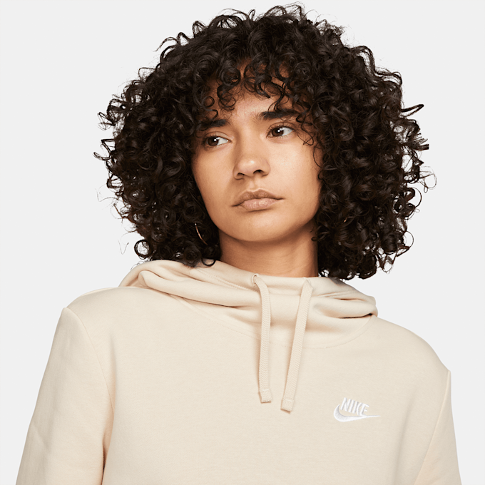 Nike Sportswear Club Fleece Funnel-Neck Hoodie rot 27179 3