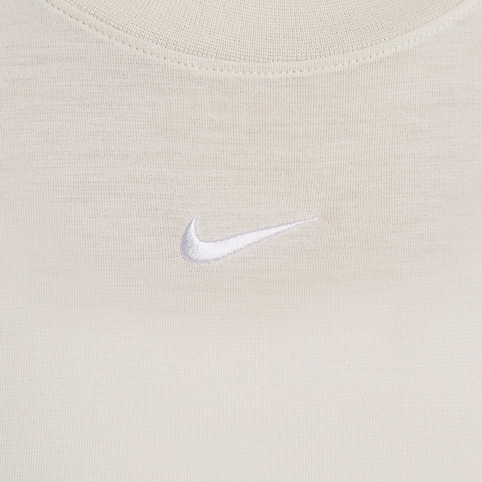 Nike Sportswear Essential Slim-Fit Crop T-Shirt beige 27189 4