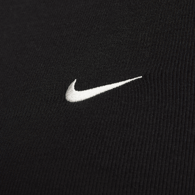 Nike Sportswear Essential Rib Shortsleeve Midrunner Crop Top zwart 27225 4