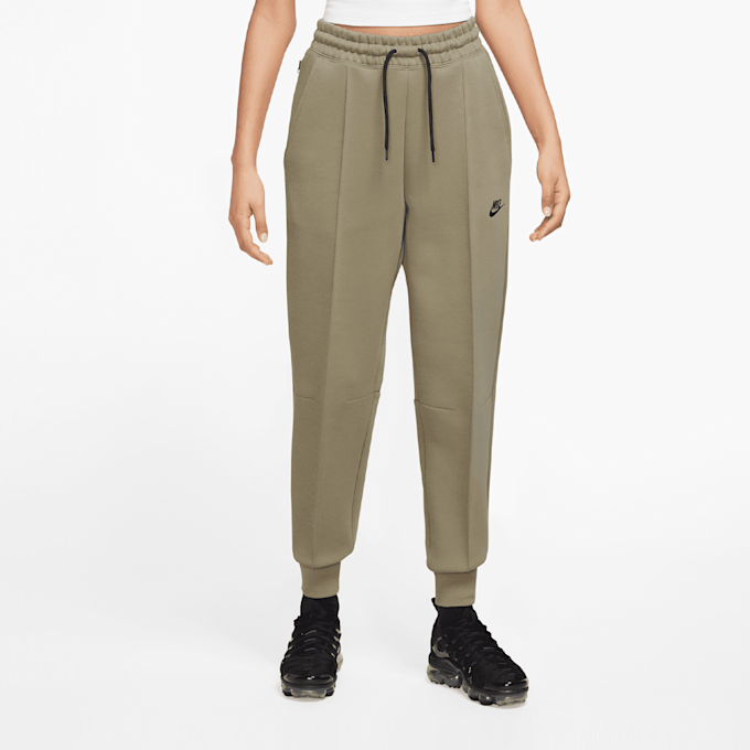 Nike Sportswear Tech Fleece Mid Rise Jogger schwarz 27258 1