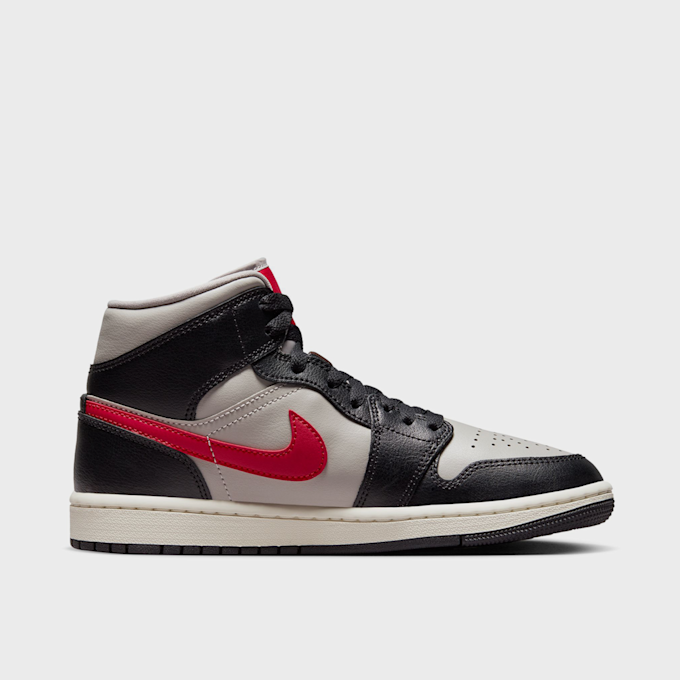 Jordan WMNS Air Jordan 1 Mid gris 27286 2