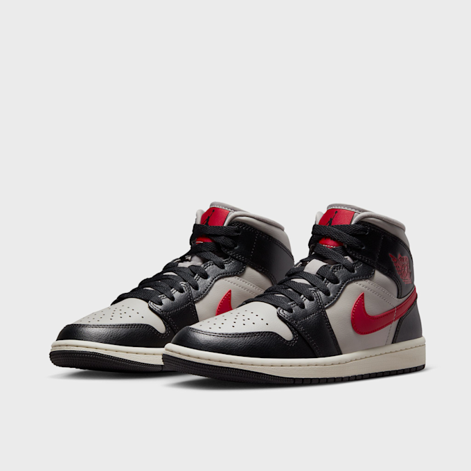 Jordan WMNS Air Jordan 1 Mid gris 27286 4