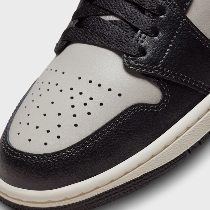 Jordan WMNS Air Jordan 1 Mid gris 27286 7