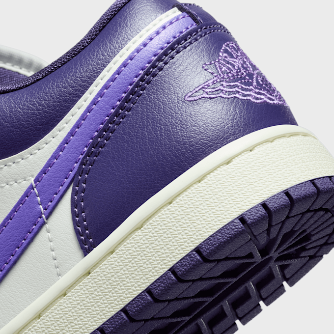 Jordan WMNS Air Jordan 1 Low morado 27301 8