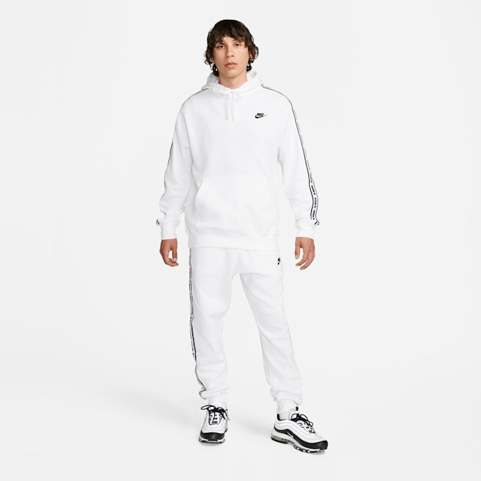 Nike Club Fleece Graphic Hooded Track Suit weiß 27350 1