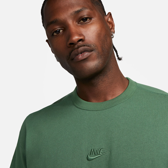 Nike Sportswear Premium Essential Sust Tee zielony 27393 3