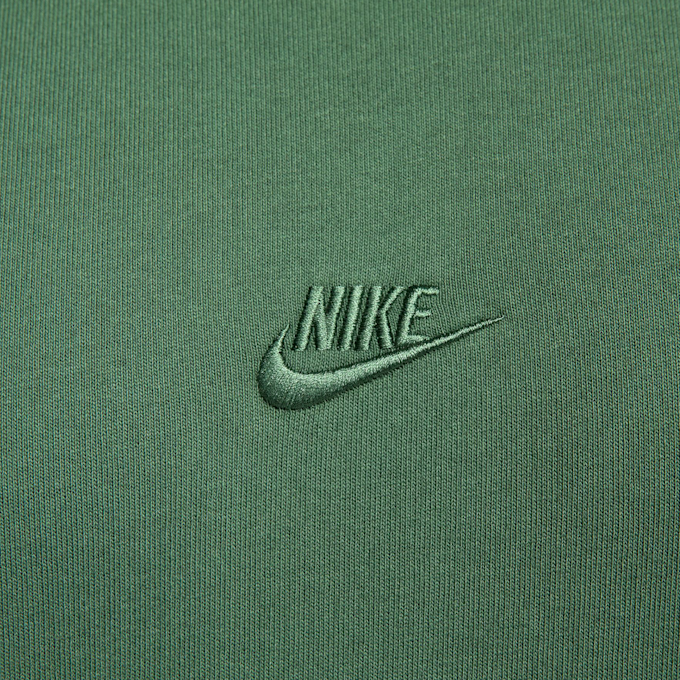 Nike Sportswear Premium Essential Sust Tee zielony 27393 4